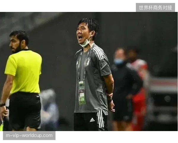 森保一的临场换人与战术调整，将直接影响日本队淘汰赛的最终走向